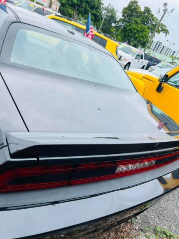 2011 Dodge Challenger R/T Plus