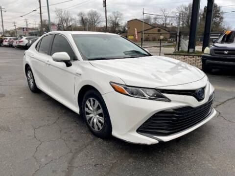 2018 Toyota Camry Hybrid for sale at iAuto in Cincinnati OH