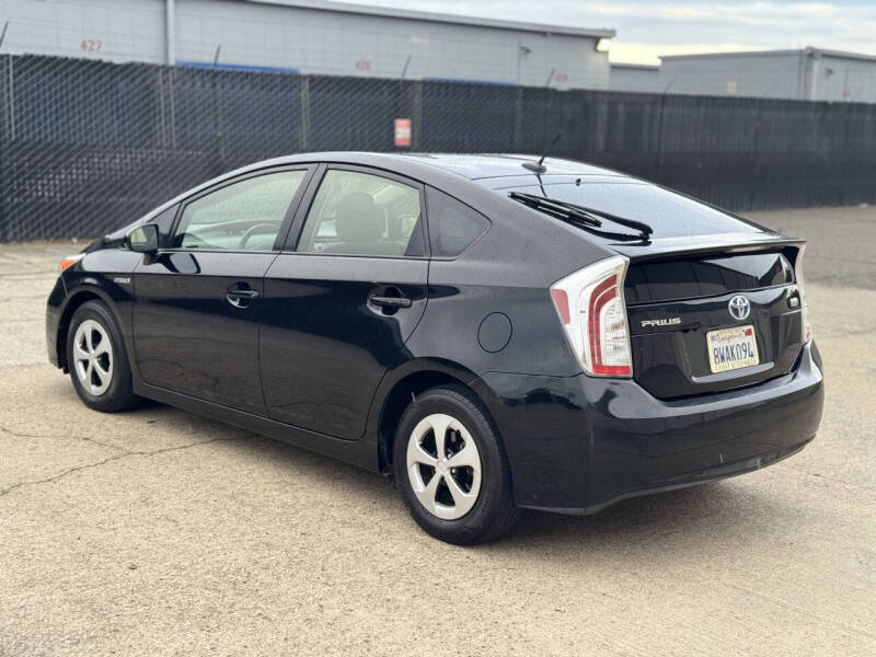 2015 Toyota Prius Three