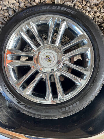 2011 Cadillac Escalade EXT Premium