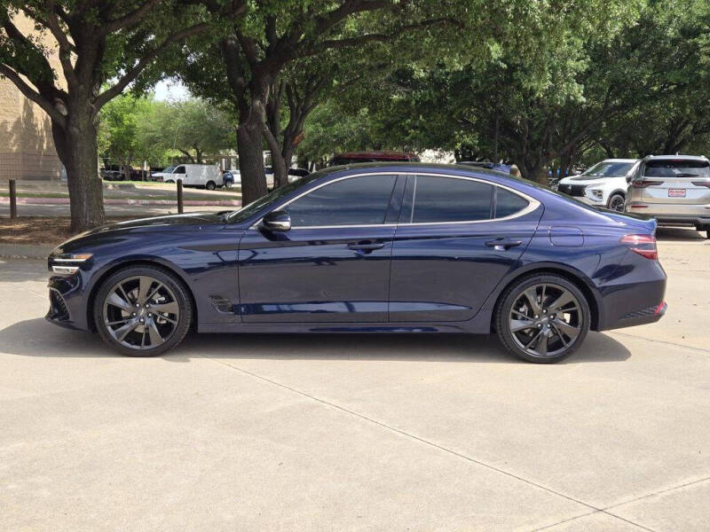 2023 Genesis G70