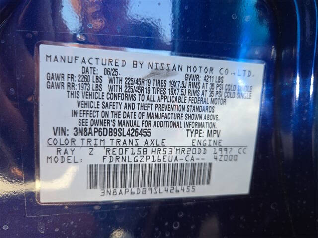 2025 Nissan Kicks SR