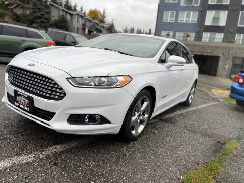 2014 Ford Fusion Hybrid SE