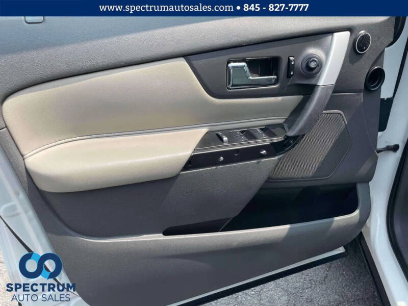 2013 Ford Edge SE
