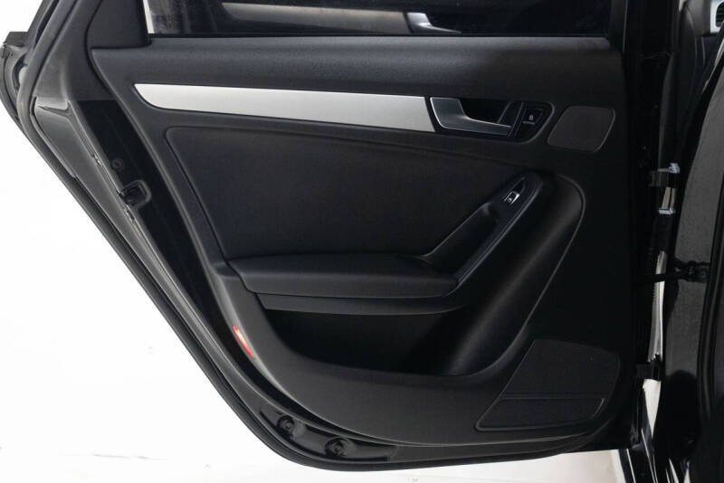 2016 Audi A4 2.0T quattro Premium