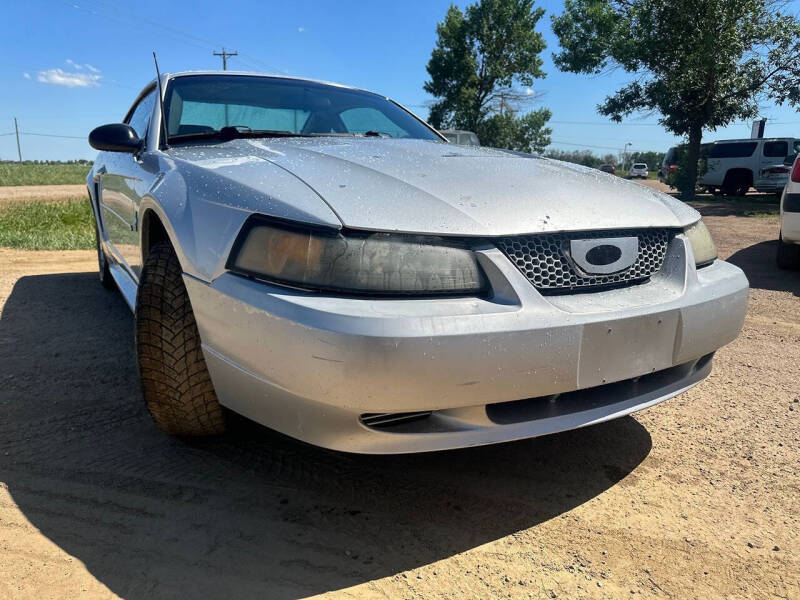 2003 Ford Mustang Deluxe