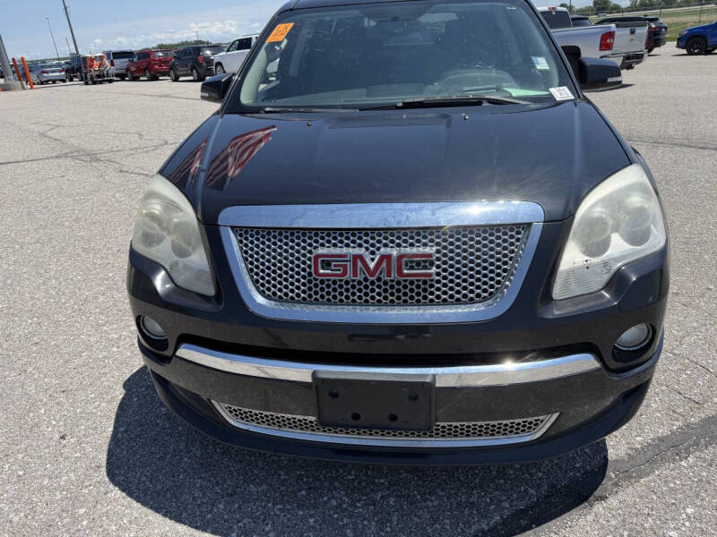 2011 GMC Acadia Denali