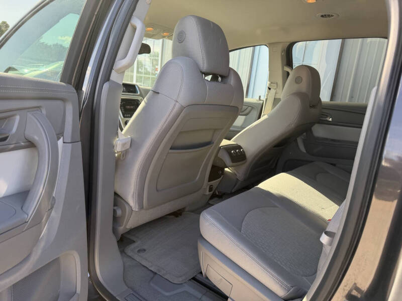 2016 GMC Acadia SLE-1