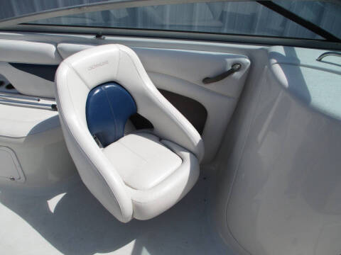 2002 Crownline BR230