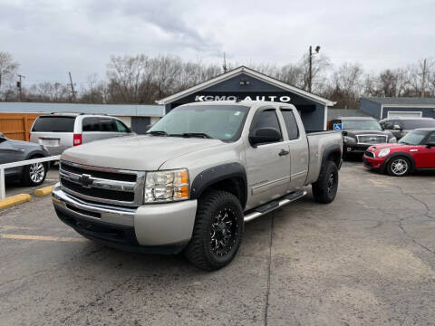 2009 Chevrolet Silverado 1500 for sale at KCMO Automotive in Belton MO