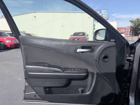 2017 Dodge Charger SXT