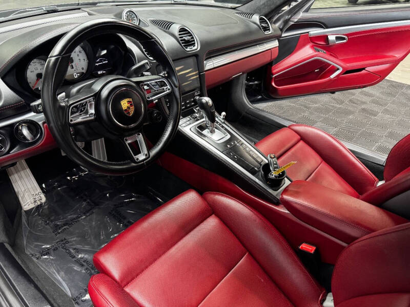 2018 Porsche 718 Cayman GTS