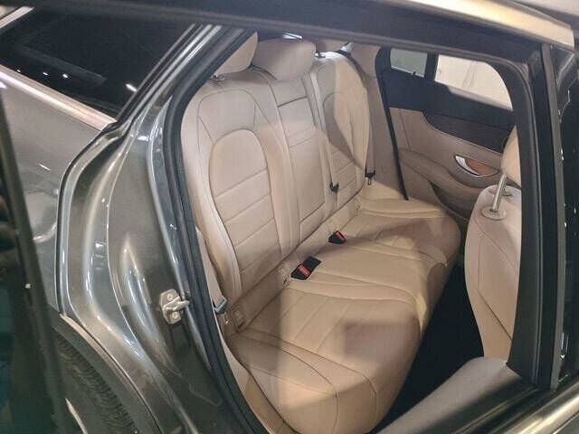 2020 Mercedes-Benz GLC 6