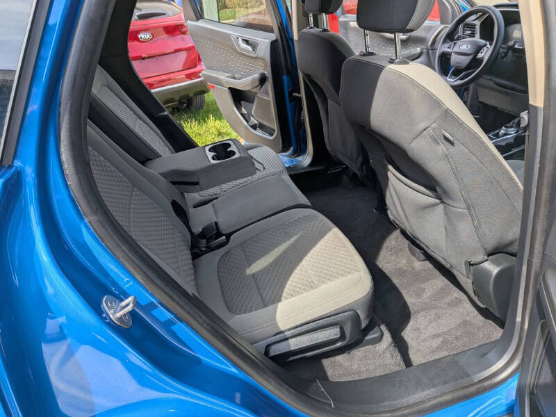 2020 Ford Escape SE