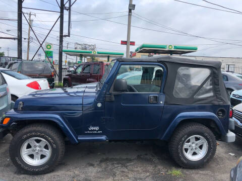 2005 Jeep Wrangler for sale at Debo Bros Auto Sales in Philadelphia PA