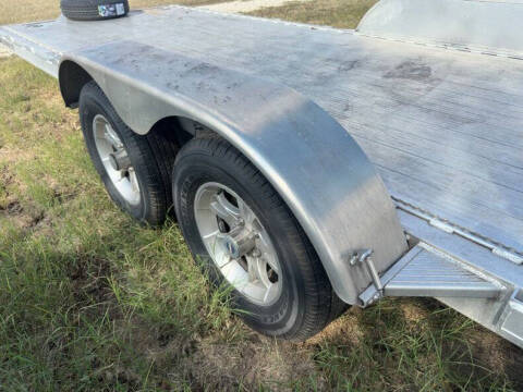 2021 Featherlite Trailer FL3182-20