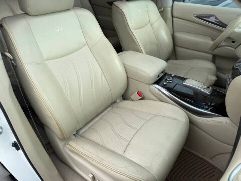 2013 Infiniti JX35