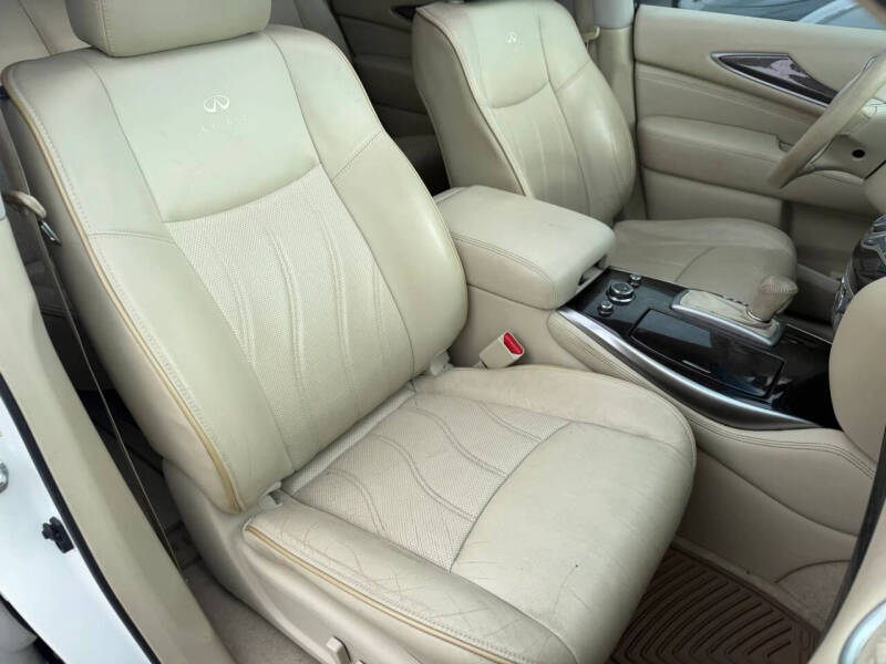 2013 Infiniti JX35