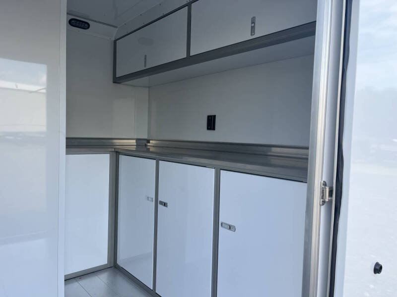 2025 Shadow 8.5x32 Enclosed Car Hauler