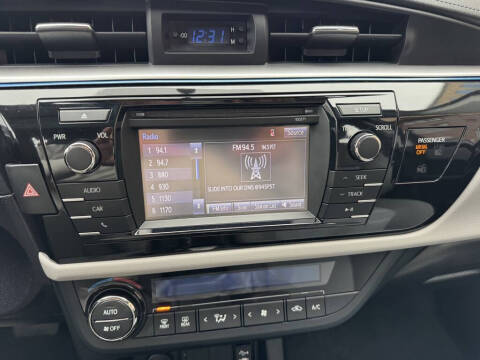 2016 Toyota Corolla LE