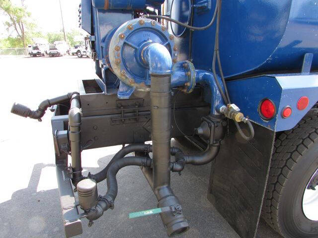 2002 Sterling M8500 Acterra