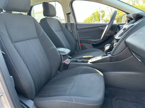 2017 Ford Focus SE