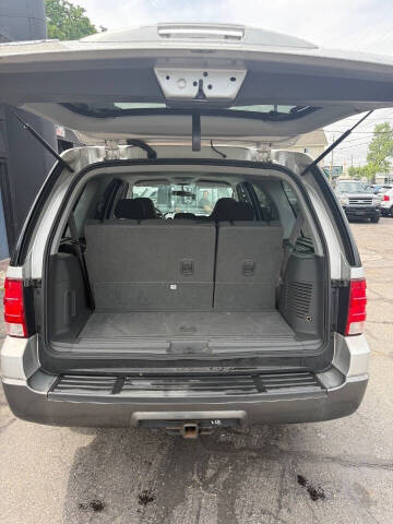 2005 Ford Expedition XLT