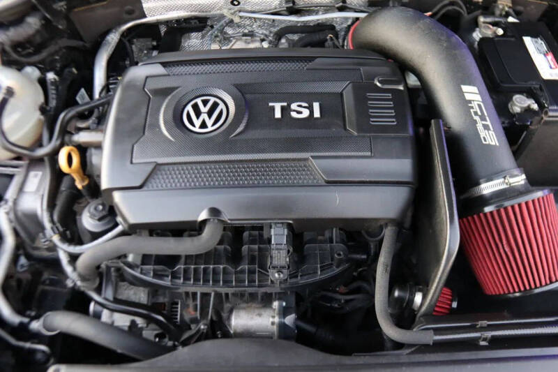 2017 Volkswagen Golf TSI Wolfsburg Edition