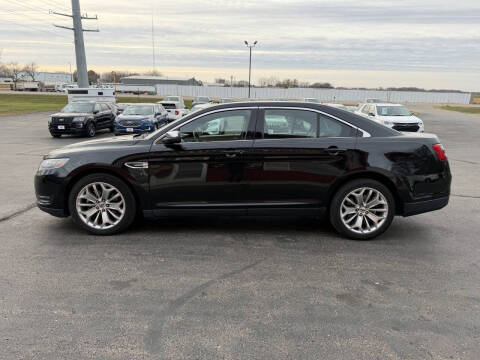 2019 Ford Taurus Limited