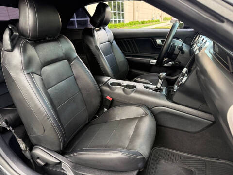 2020 Ford Mustang EcoBoost Premium