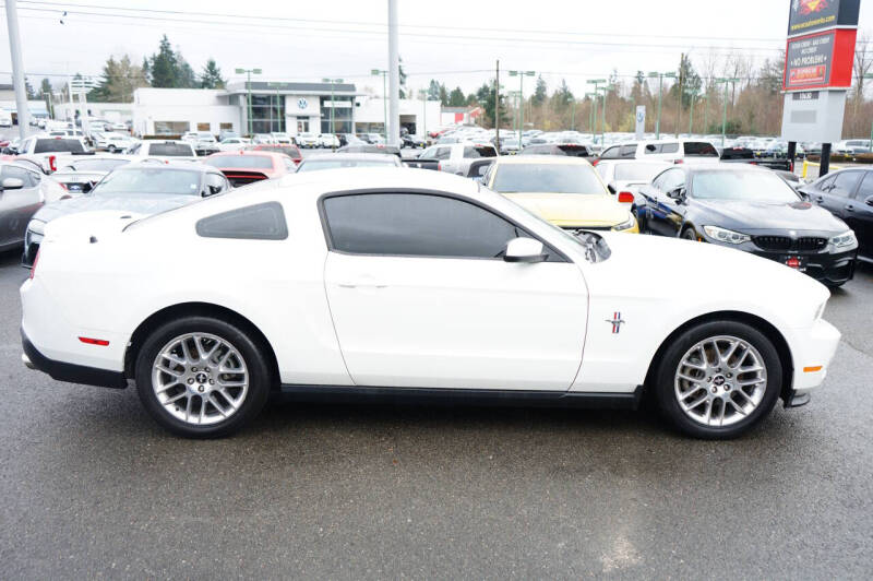 2012 Ford Mustang V6