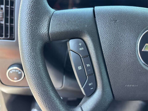 2024 Chevrolet Express 2500