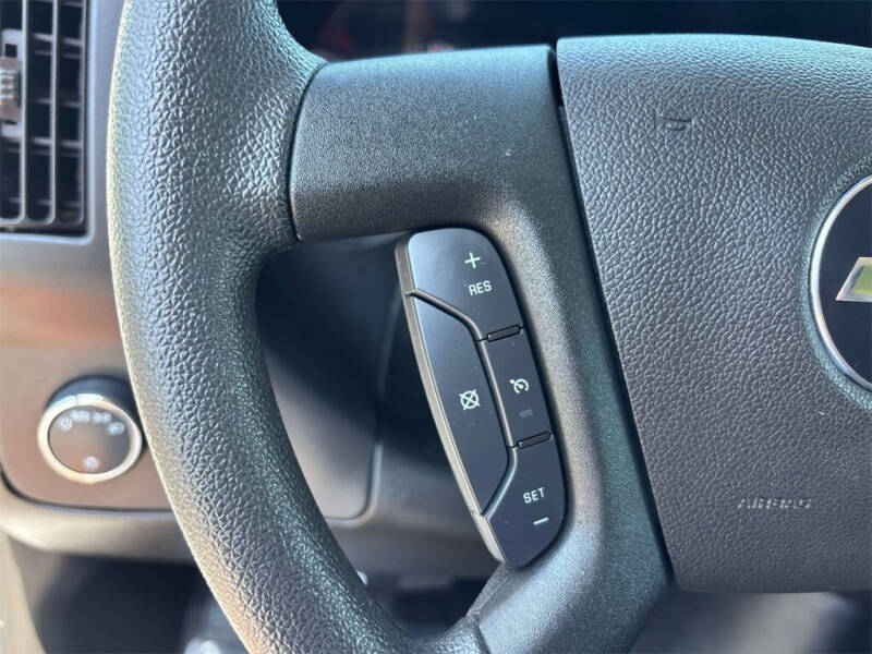 2024 Chevrolet Express 2500