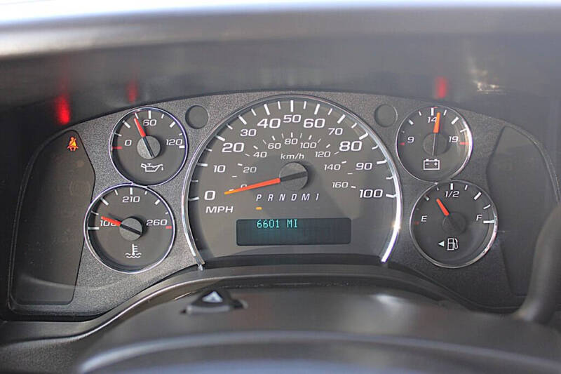 2025 GMC Savana 2500