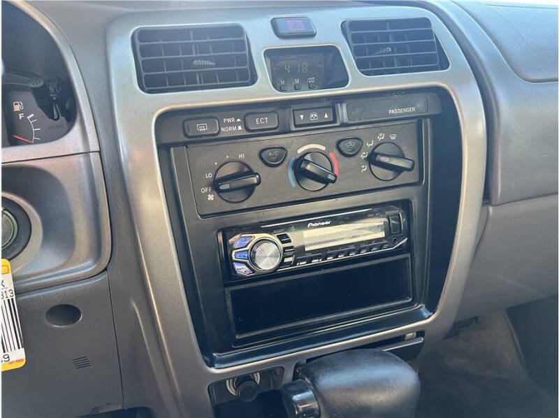 2001 Toyota 4Runner SR5