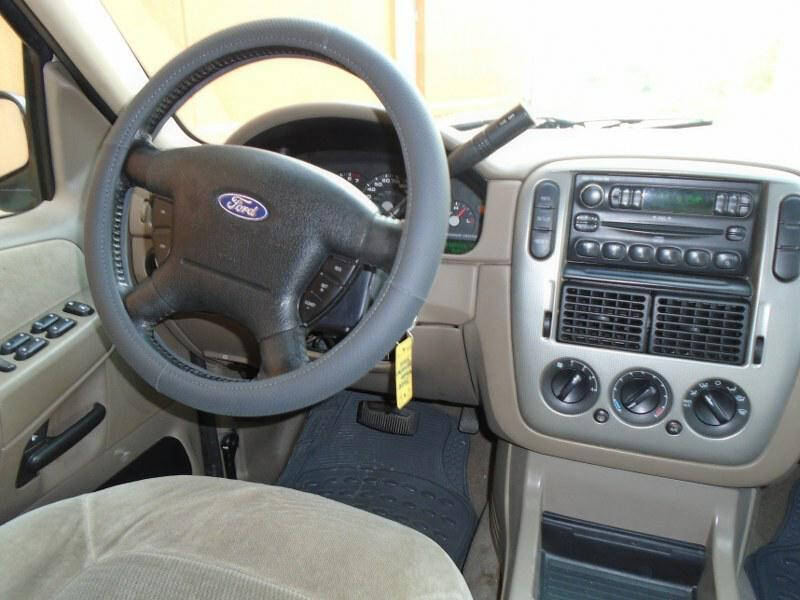 2005 Ford Explorer XLT