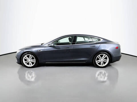2015 Tesla Model S 70D