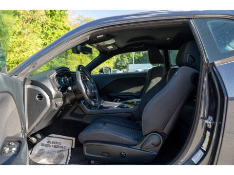 2016 Dodge Challenger SXT