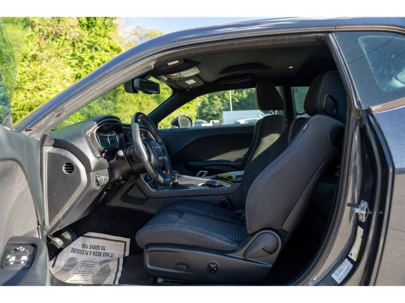 2016 Dodge Challenger SXT