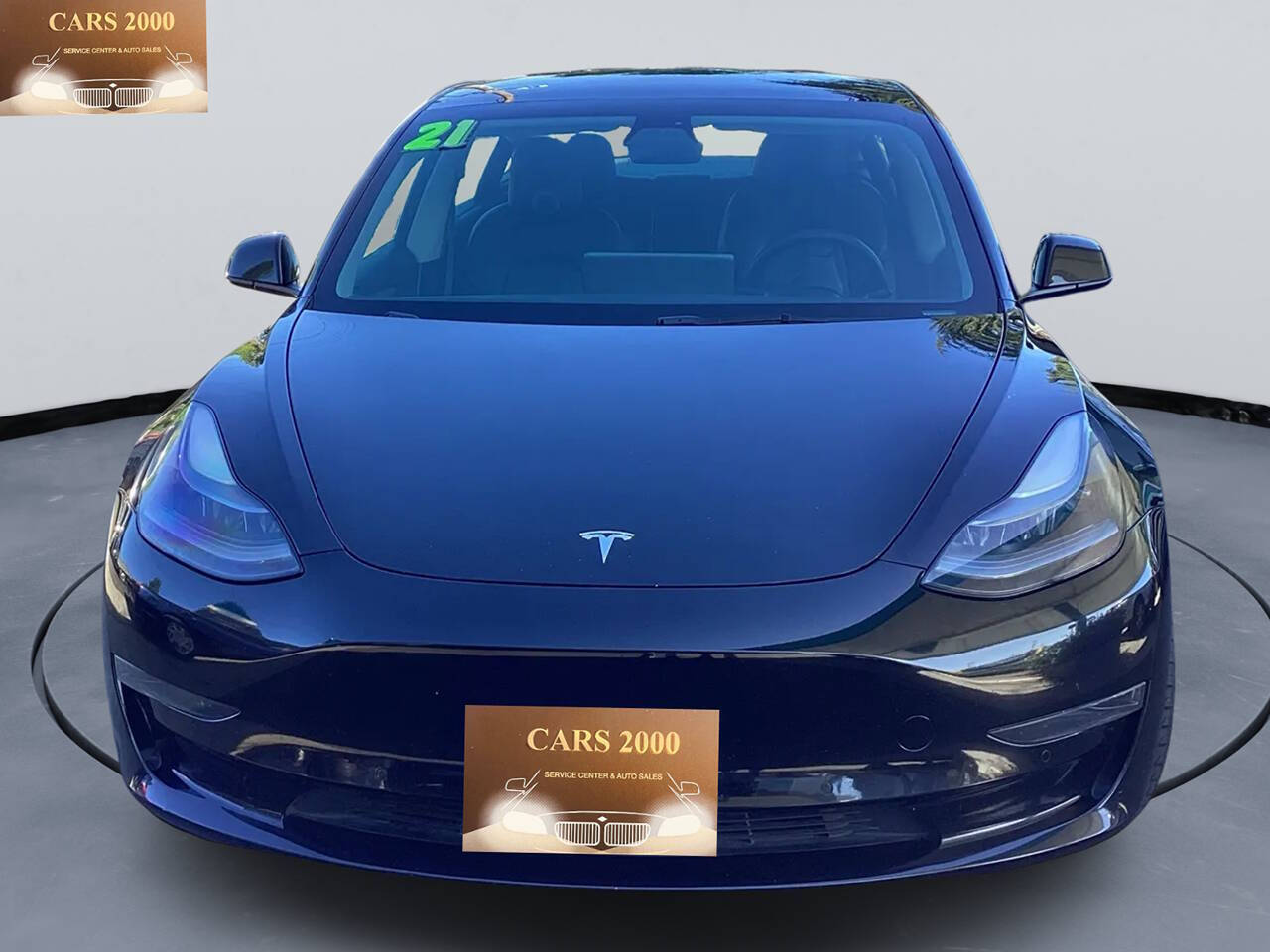 View vehicle photo 3