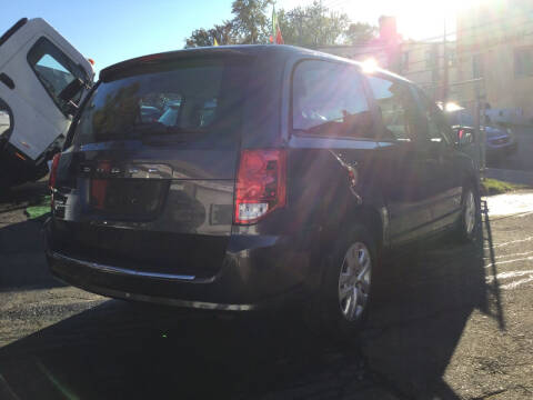 2015 Dodge Grand Caravan American Value Package