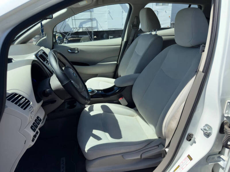 2014 Nissan LEAF