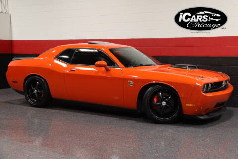 2009 Dodge Challenger for sale at iCars Chicago in Skokie IL