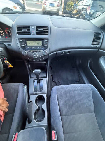 2004 Honda Accord LX