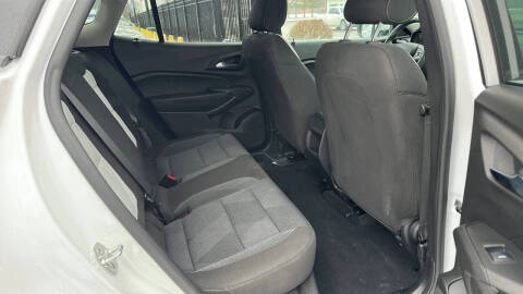 2025 Chevrolet Trax LS