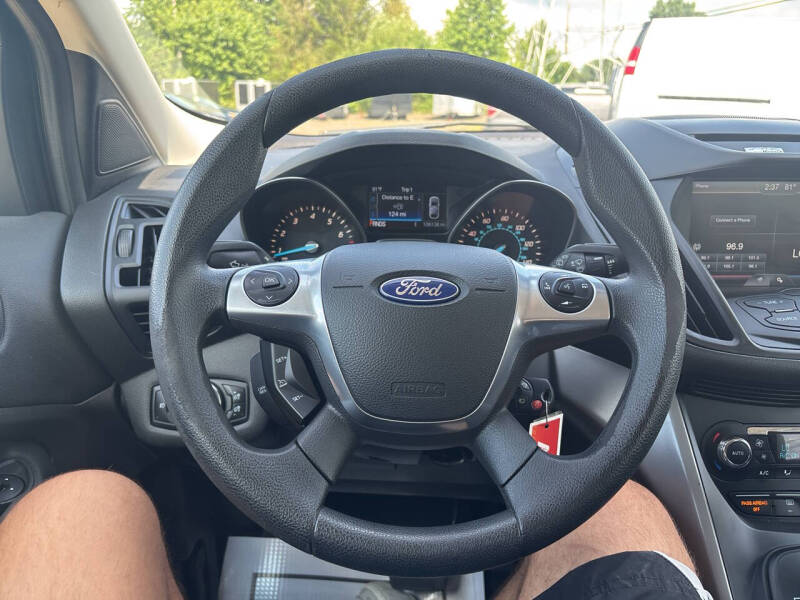 2015 Ford Escape SE