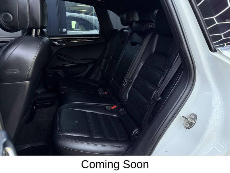 2017 Porsche Macan S