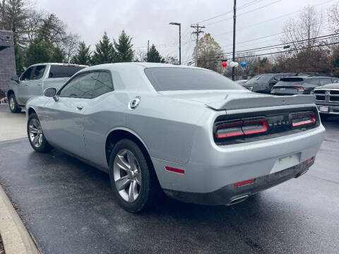 2021 Dodge Challenger SXT