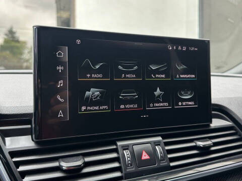 2022 Audi SQ5 3.0T quattro Premium Plus