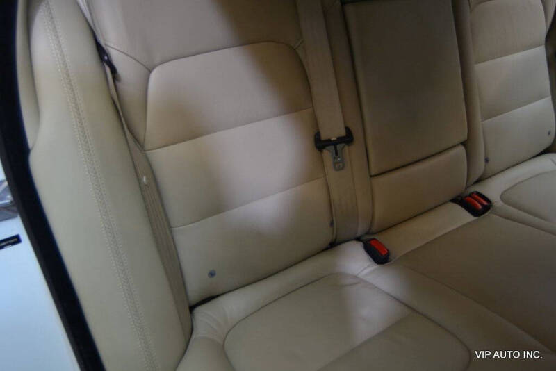 2015 Volvo XC70 T5 Drive-E Premier